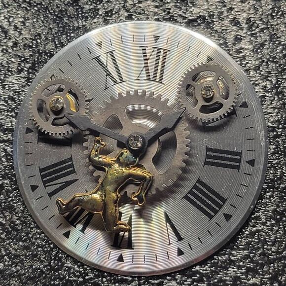 Vintage two-tone steampunk brooch/pin - Picture 1 of 3